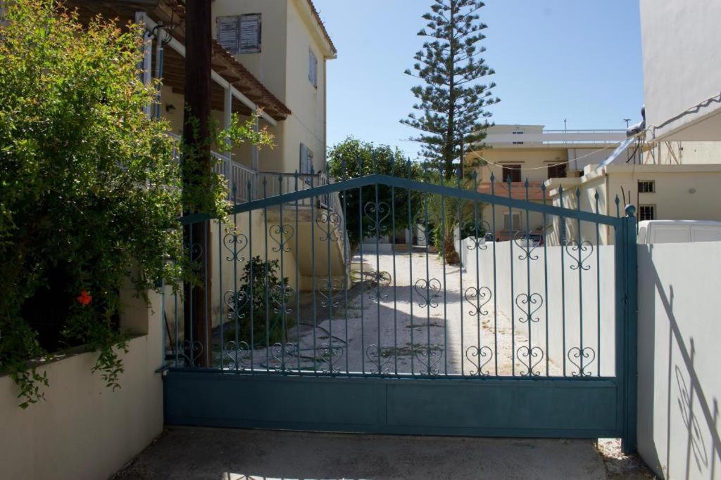 Stamatias Home, Fully Equipped Cottage 5 Minutes From The Sea ハニア エクステリア 写真
